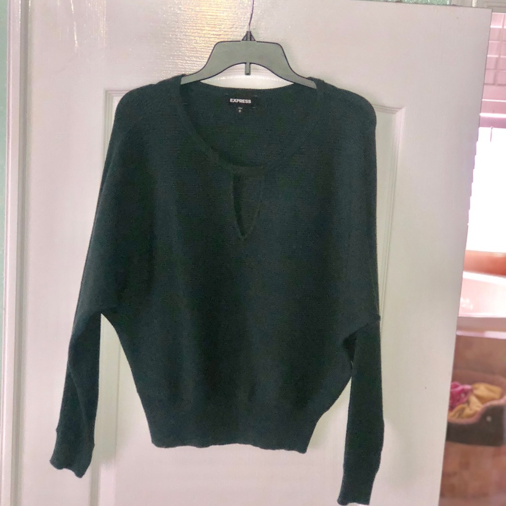 Express Sweater - Picture 2 of 9